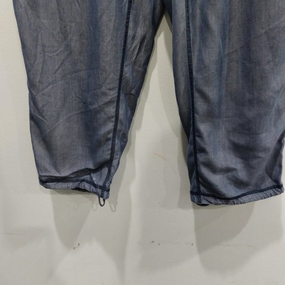 Lululemon Om Commuter Denim Blue Cropped Swift Ultra Light Pant - Picture 3 of 7